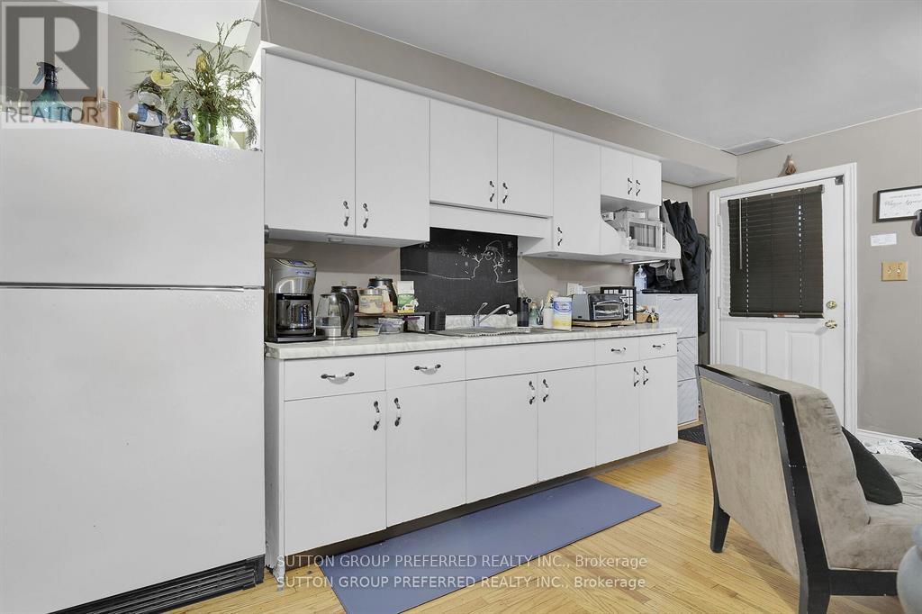 681 Colborne Street, London East, Ontario  N6A 3Z4 - Photo 11 - X12133443
