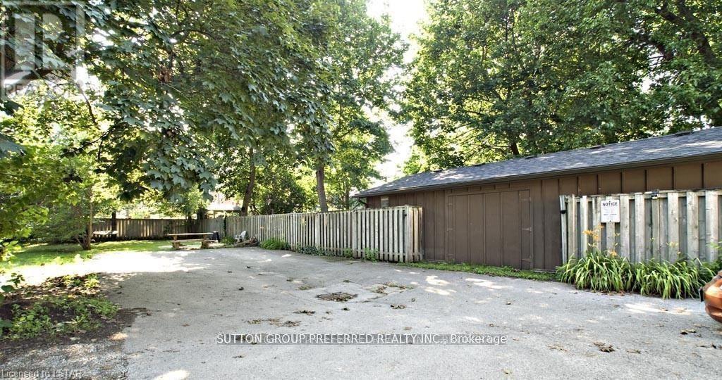 681 Colborne Street, London East, Ontario  N6A 3Z4 - Photo 18 - X12133443