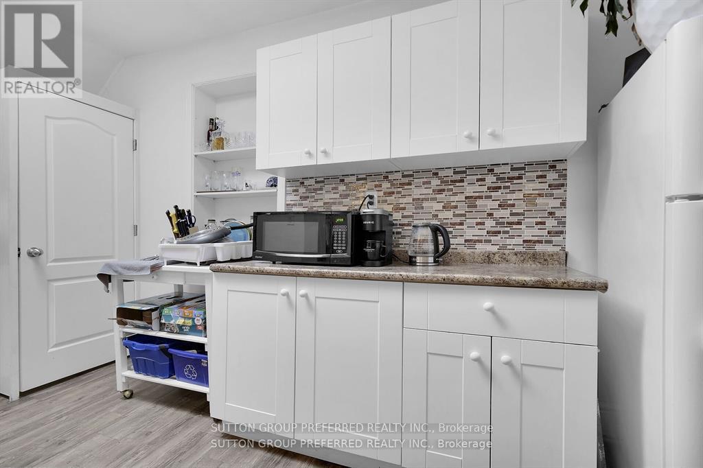 681 Colborne Street, London East, Ontario  N6A 3Z4 - Photo 7 - X12133448