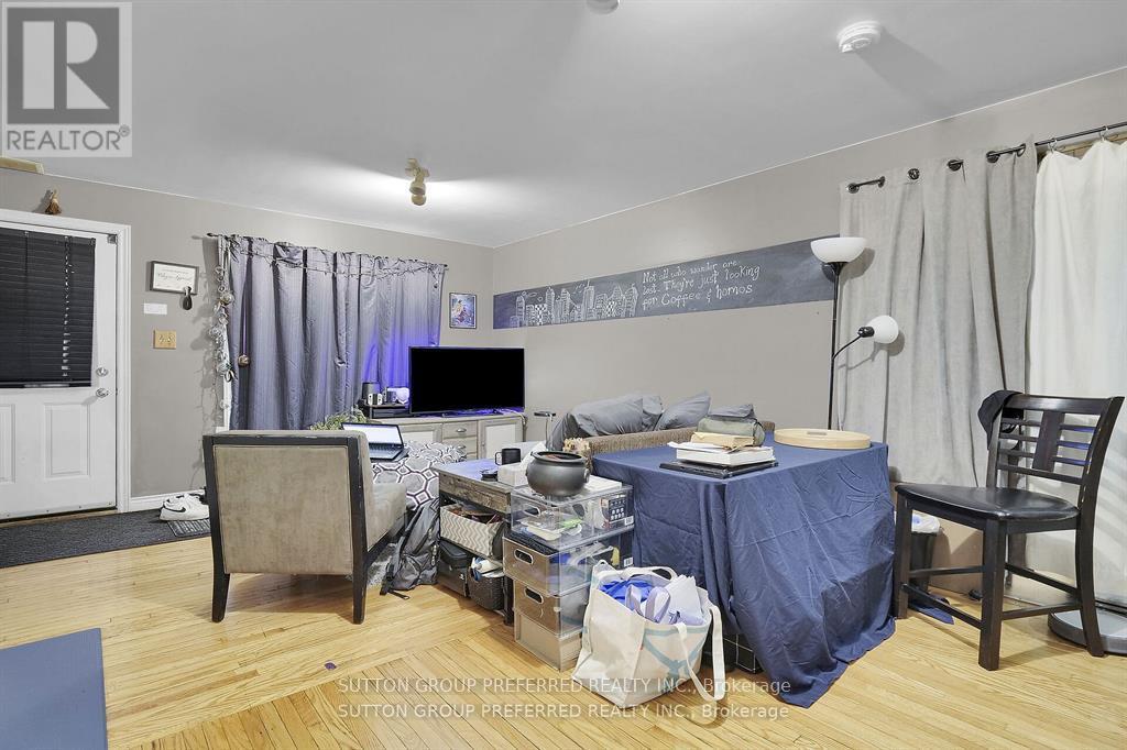681 Colborne Street, London East, Ontario  N6A 3Z4 - Photo 8 - X12133448