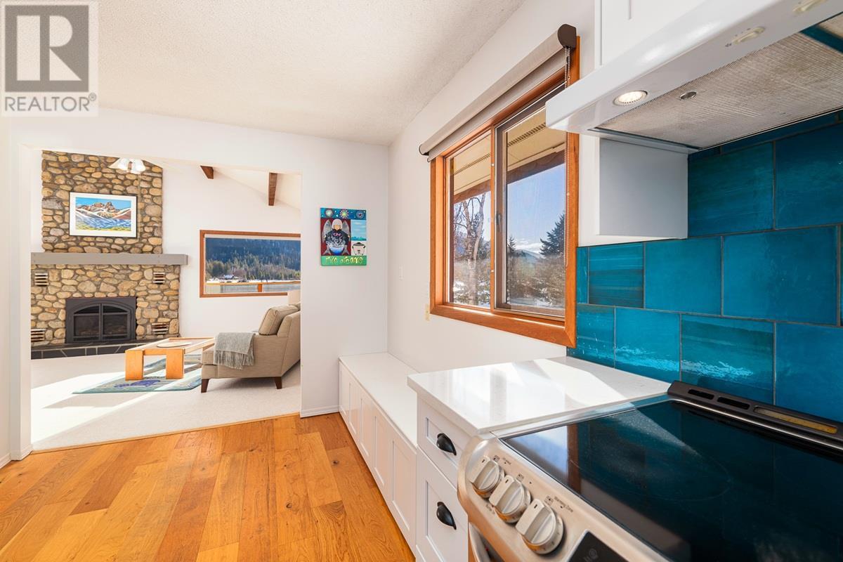3946 Macgregor Road, Nelson, British Columbia  V1L 6M8 - Photo 19 - 10337364