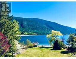 3946 MacGregor Road North Nelson to Kokanee Creek