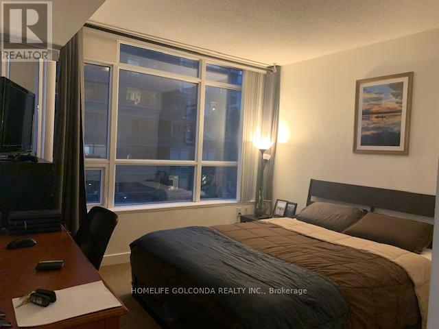 517 - 8 Telegram Mews, Toronto, Ontario  M5V 3Z5 - Photo 5 - C12133285