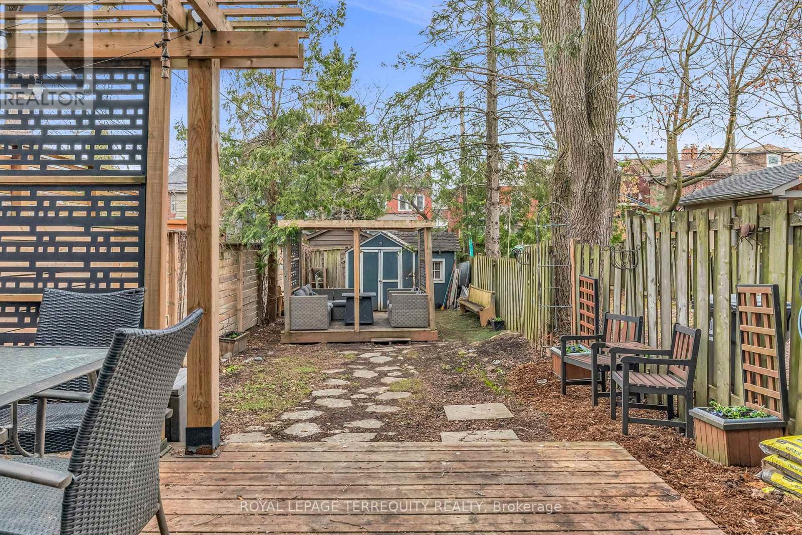 115 Humewood Drive, Toronto, Ontario  M6C 2W6 - Photo 23 - C12133324