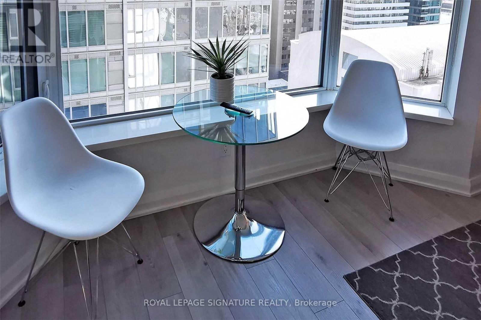 2212 - 155 Yorkville Avenue, Toronto, Ontario  M5R 0B4 - Photo 13 - C12133442