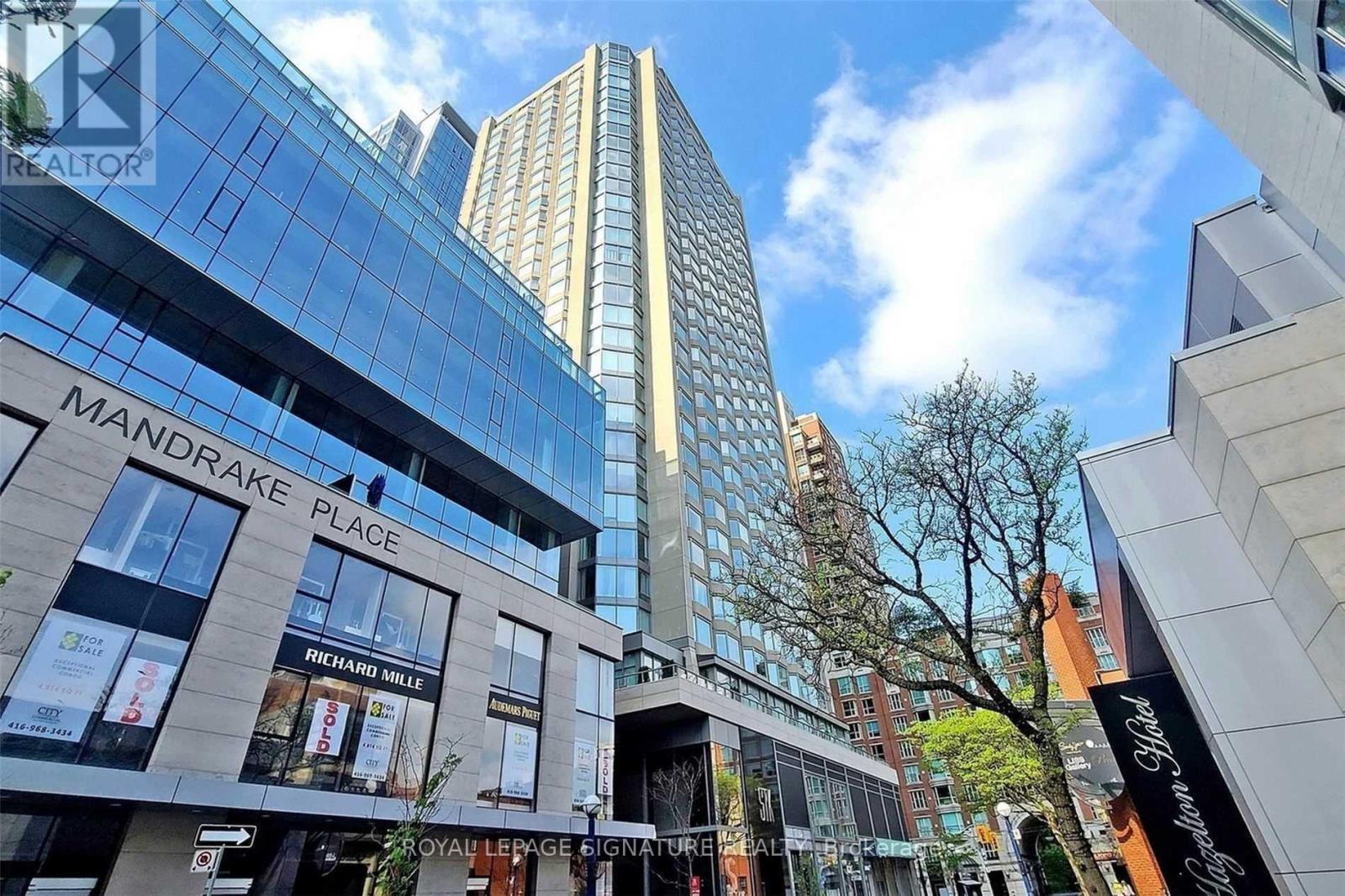 2212 - 155 Yorkville Avenue, Toronto, Ontario  M5R 0B4 - Photo 3 - C12133442