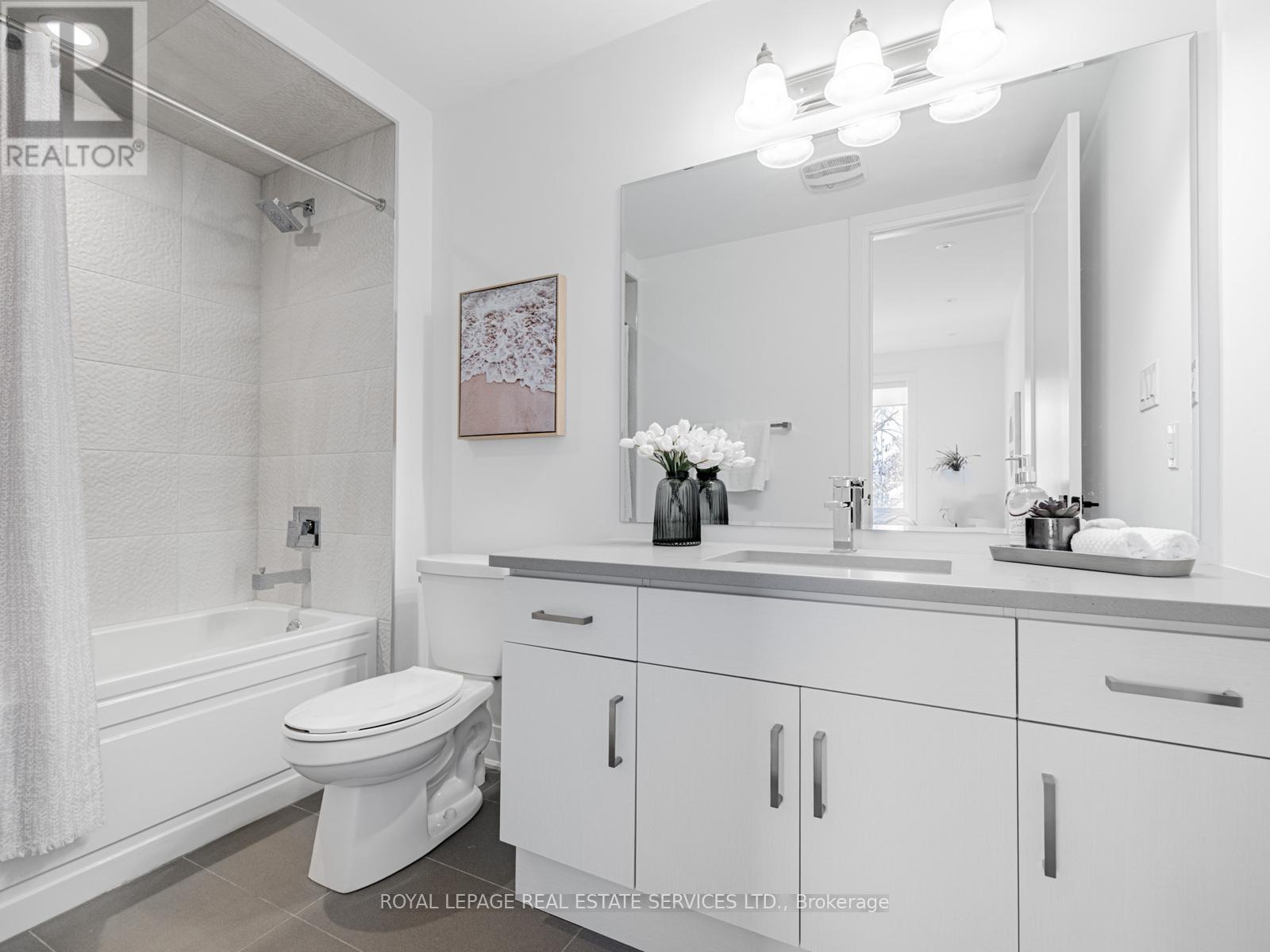 Property at 14 CHINOOK TRAIL image 5