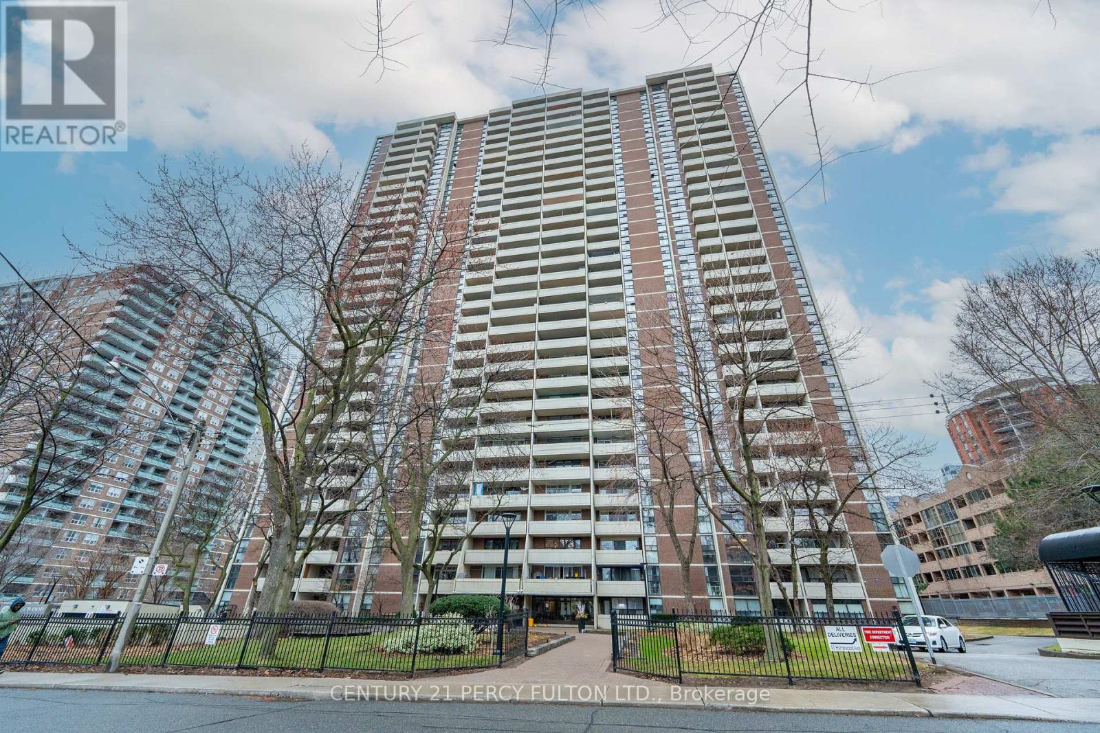 107 - 40 Homewood Avenue, Toronto, Ontario  M4Y 2K2 - Photo 1 - C12133564