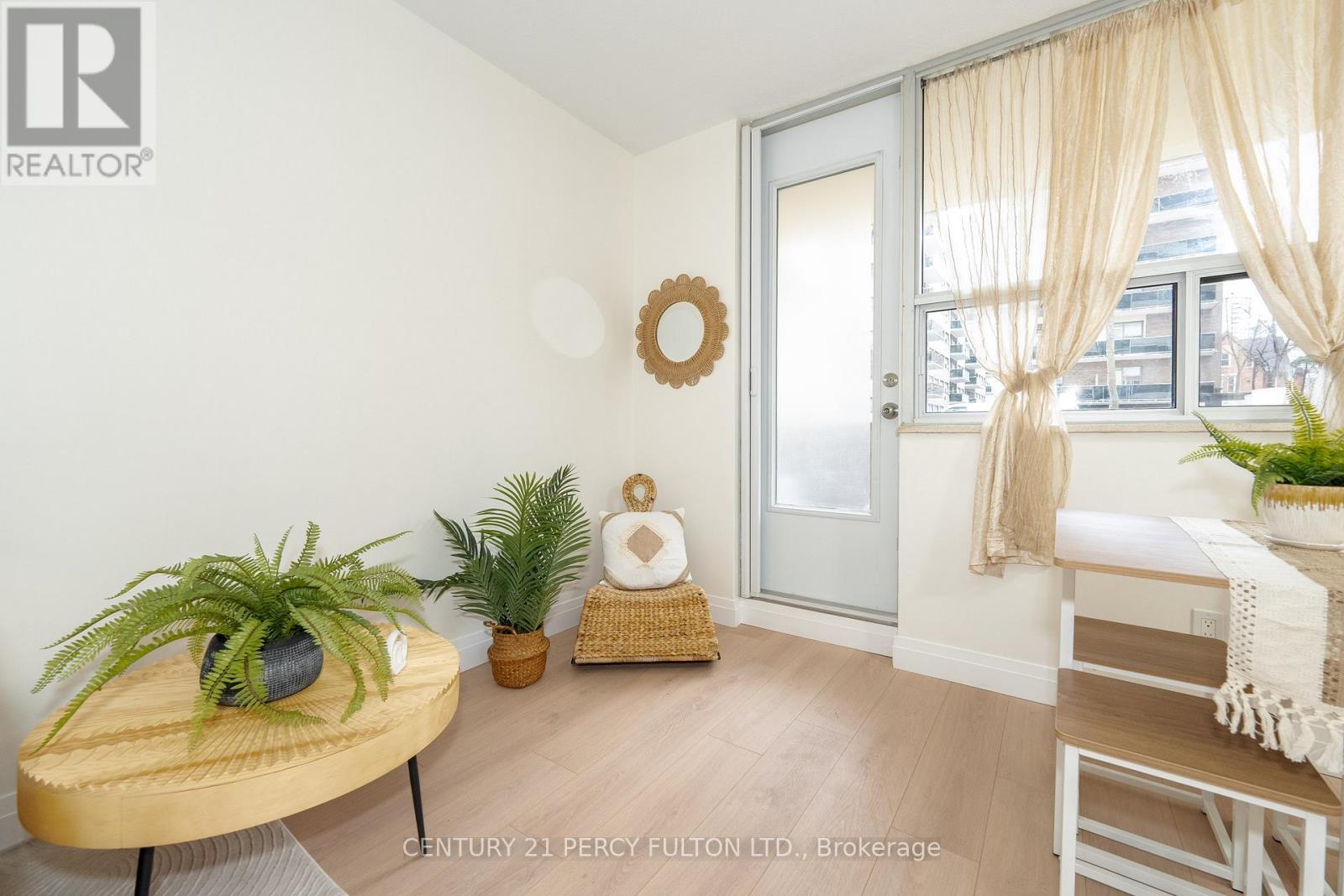 107 - 40 Homewood Avenue, Toronto, Ontario  M4Y 2K2 - Photo 12 - C12133564