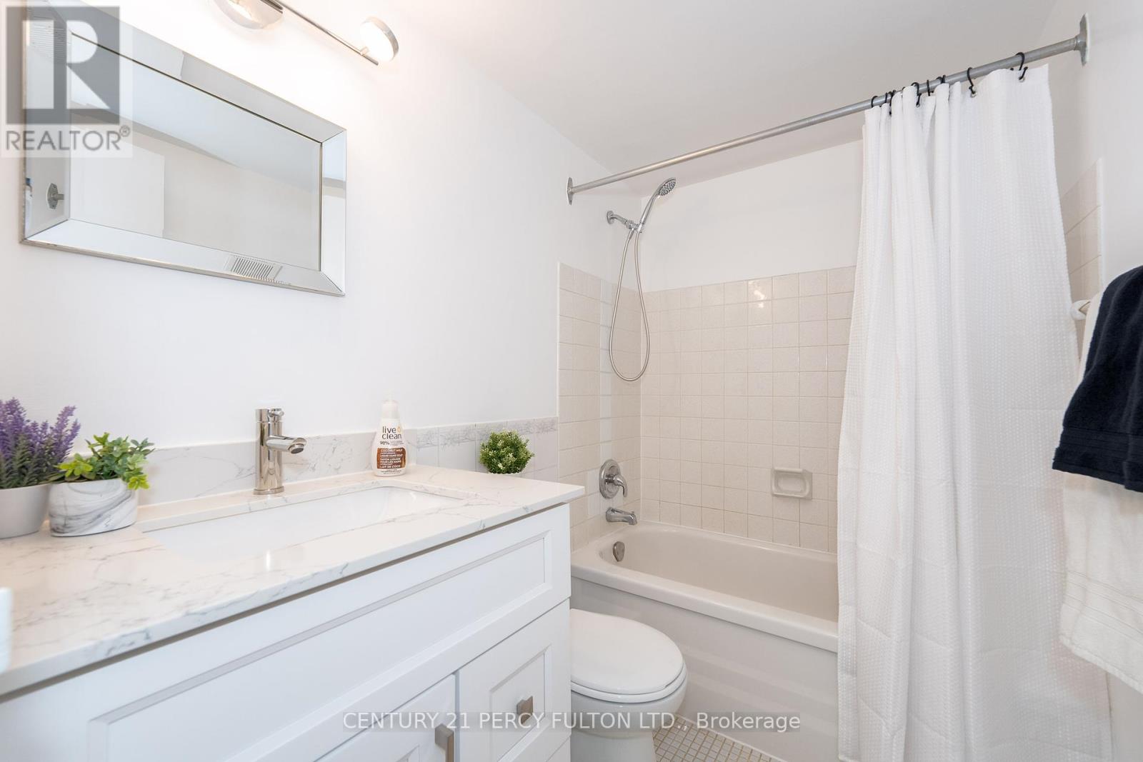 107 - 40 Homewood Avenue, Toronto, Ontario  M4Y 2K2 - Photo 16 - C12133564