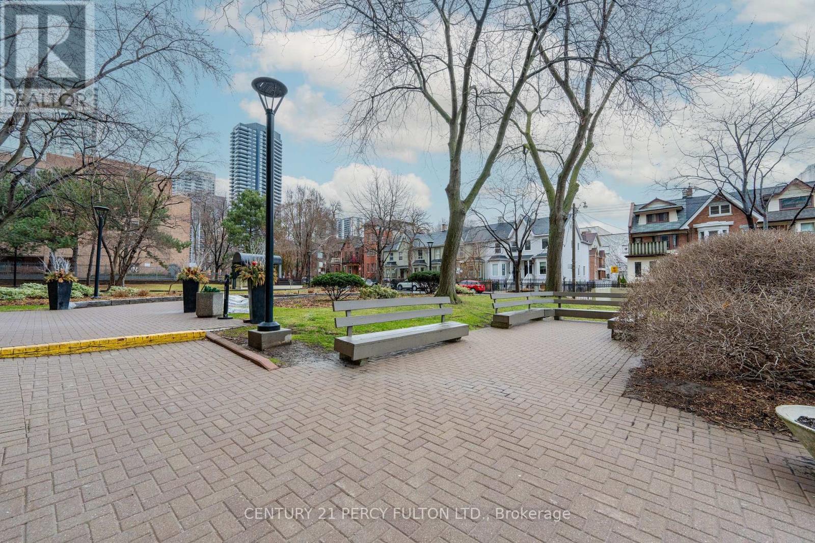 107 - 40 Homewood Avenue, Toronto, Ontario  M4Y 2K2 - Photo 3 - C12133564