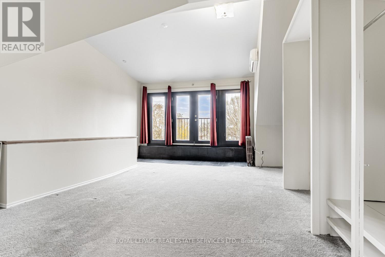 62 Lakeview Avenue, Toronto, Ontario  M6J 3B3 - Photo 18 - C12133573