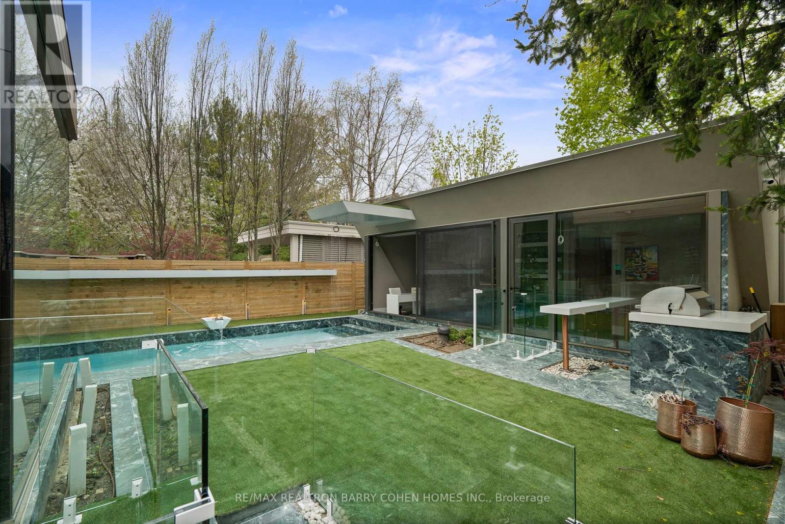 210 Glenayr Road, Toronto, Ontario  M5P 3C3 - Photo 45 - C12133596