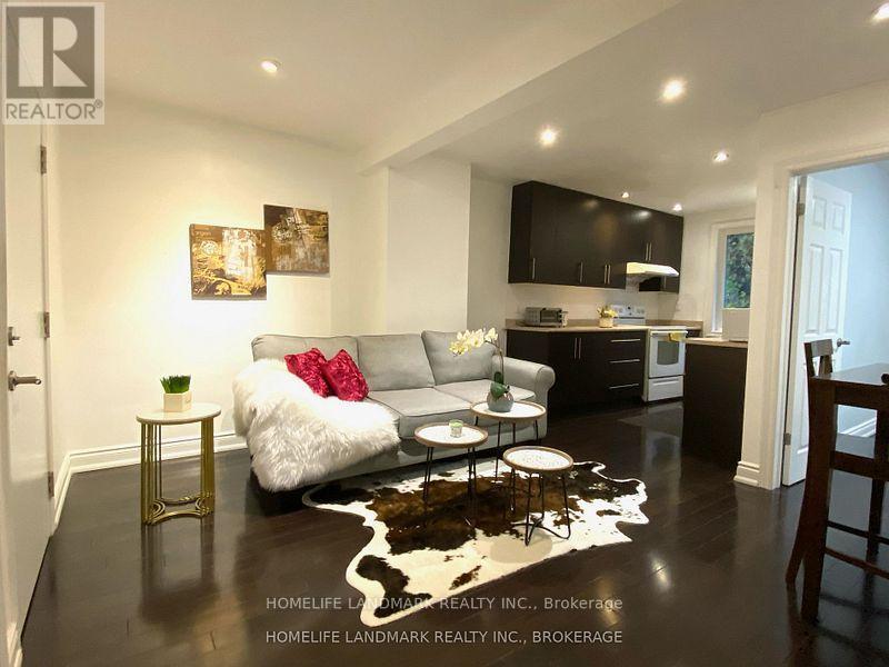 2ND - 57 GLENSIDE AVENUE, Toronto, Ontario