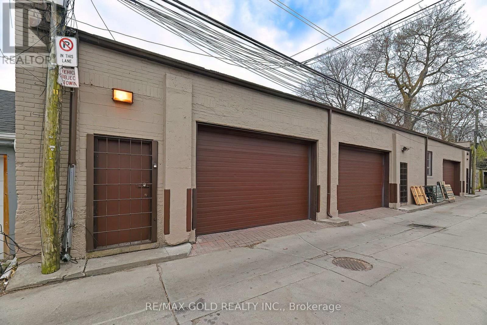 30r First Avenue, Toronto, Ontario  M4M 1W8 - Photo 1 - E12133340