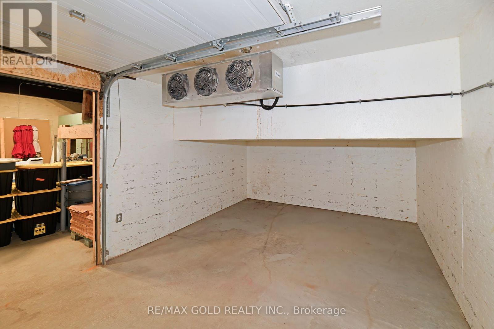 30r First Avenue, Toronto, Ontario  M4M 1W8 - Photo 15 - E12133340