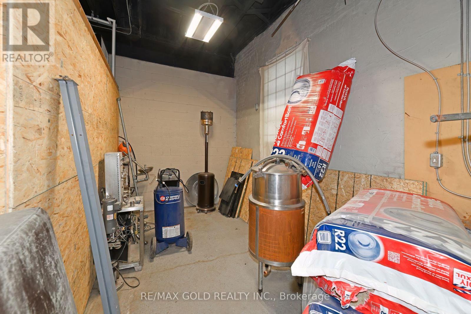 30r First Avenue, Toronto, Ontario  M4M 1W8 - Photo 16 - E12133340