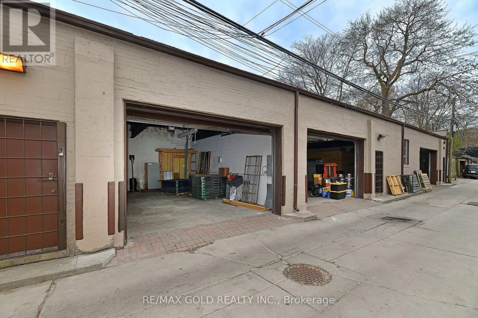 30r First Avenue, Toronto, Ontario  M4M 1W8 - Photo 3 - E12133340