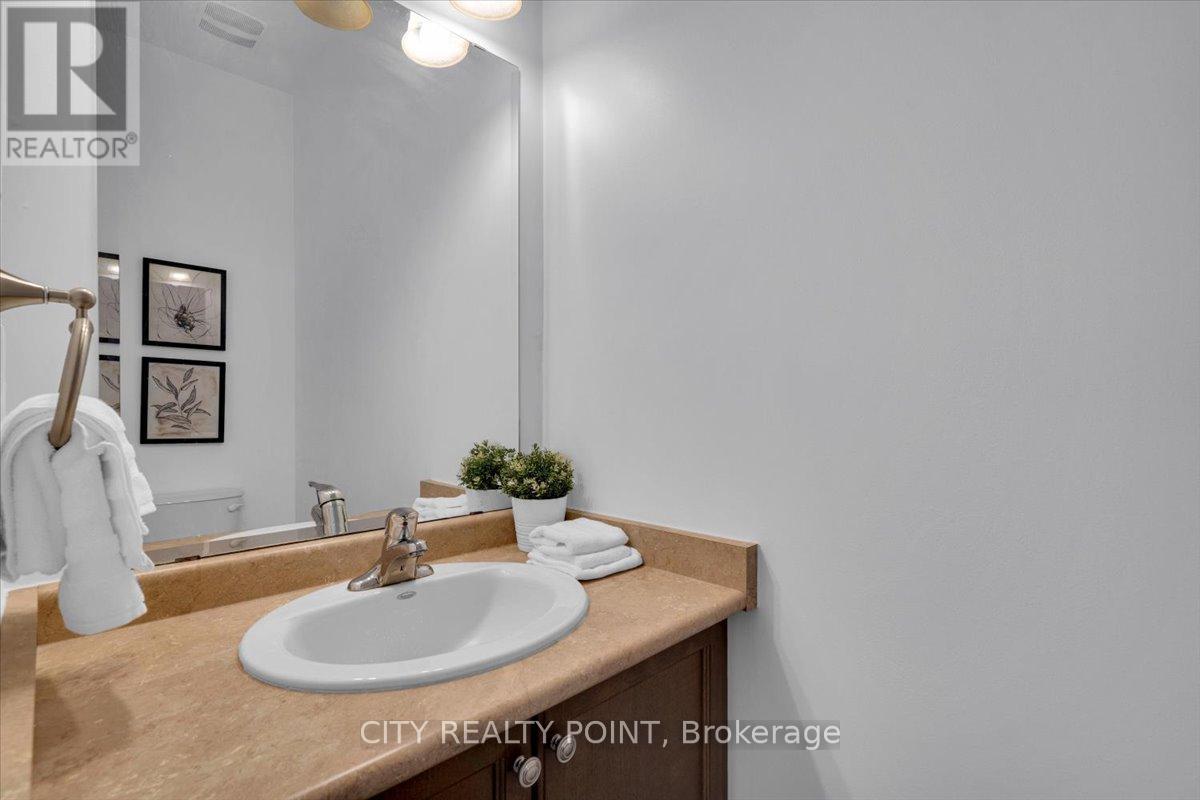 Property at 10 EDHOUSE AVENUE image 5