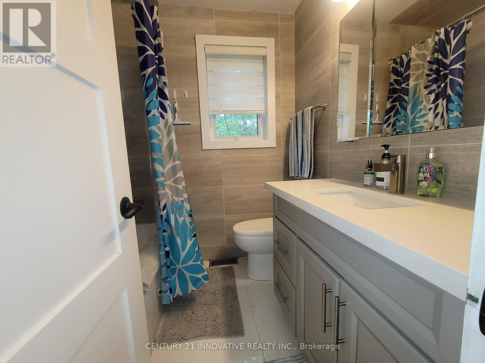 Main Level - 48 Brenda Crescent, Toronto, Ontario  M1K 3C6 - Photo 11 - E12133539