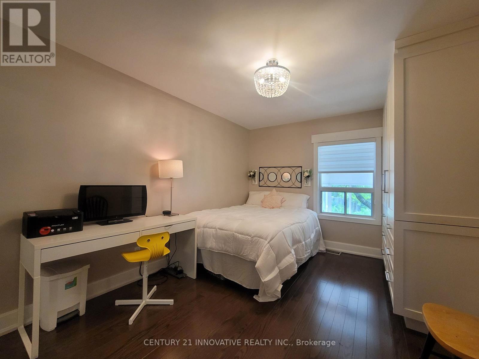 Main Level - 48 Brenda Crescent, Toronto, Ontario  M1K 3C6 - Photo 8 - E12133539