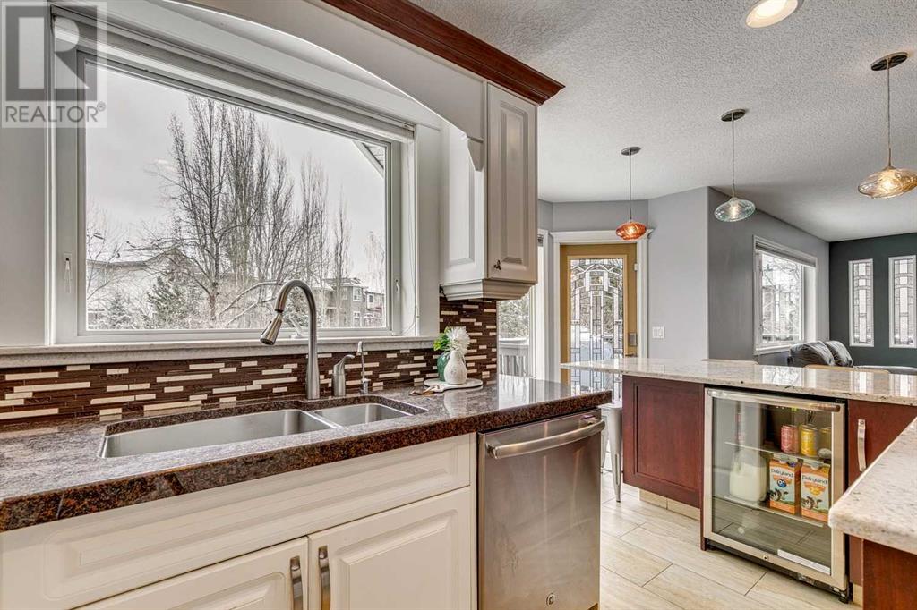 324 Mt Douglas Place Se, Calgary, Alberta  T2Z 3P3 - Photo 7 - A2218441