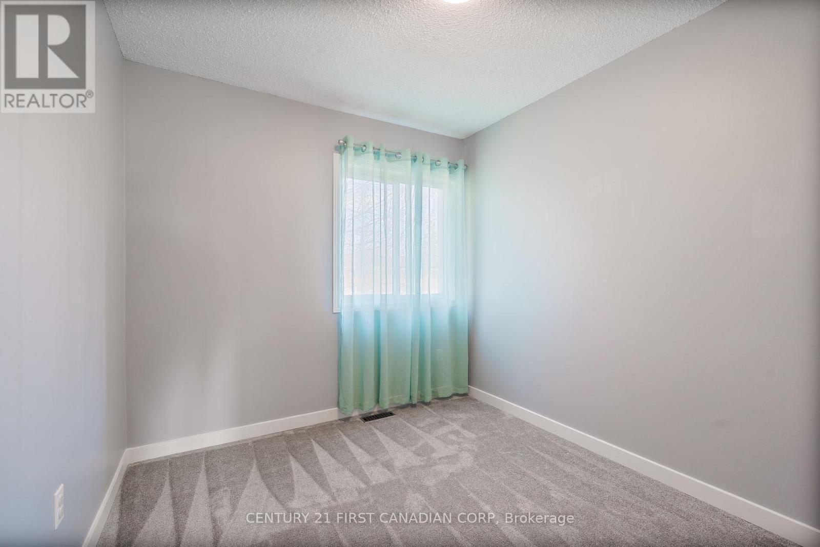 154 - 700 Osgoode Drive, London South, Ontario  N6E 2H1 - Photo 15 - X12131324