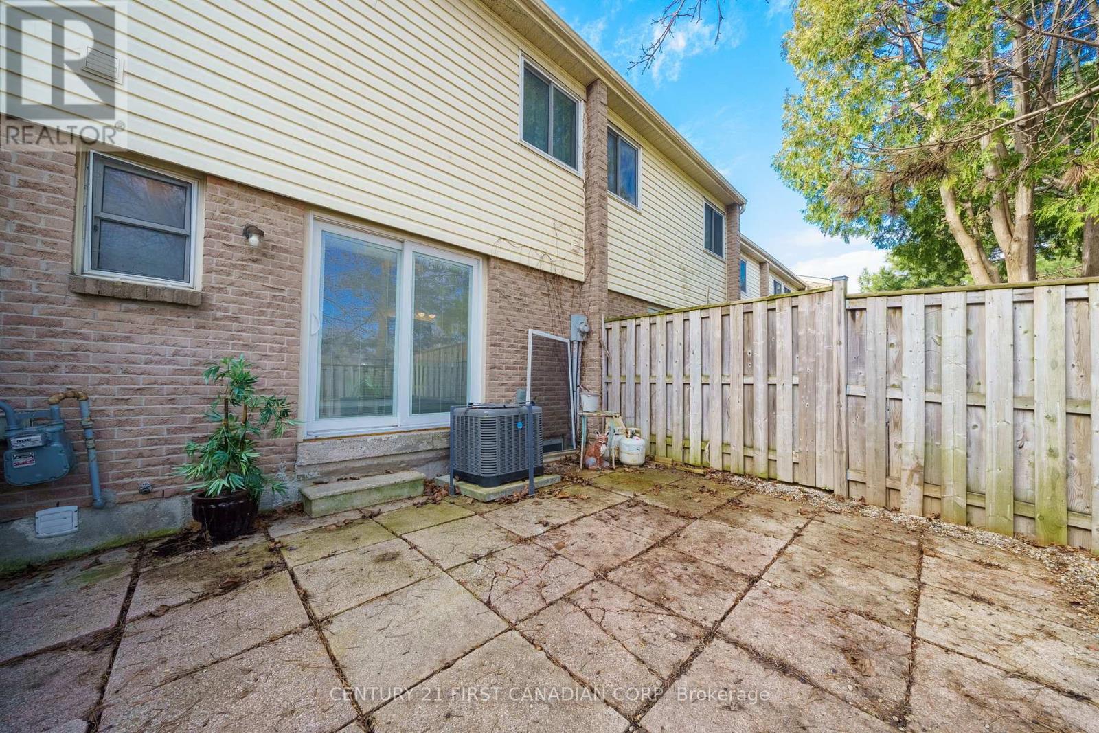154 - 700 Osgoode Drive, London South, Ontario  N6E 2H1 - Photo 18 - X12131324