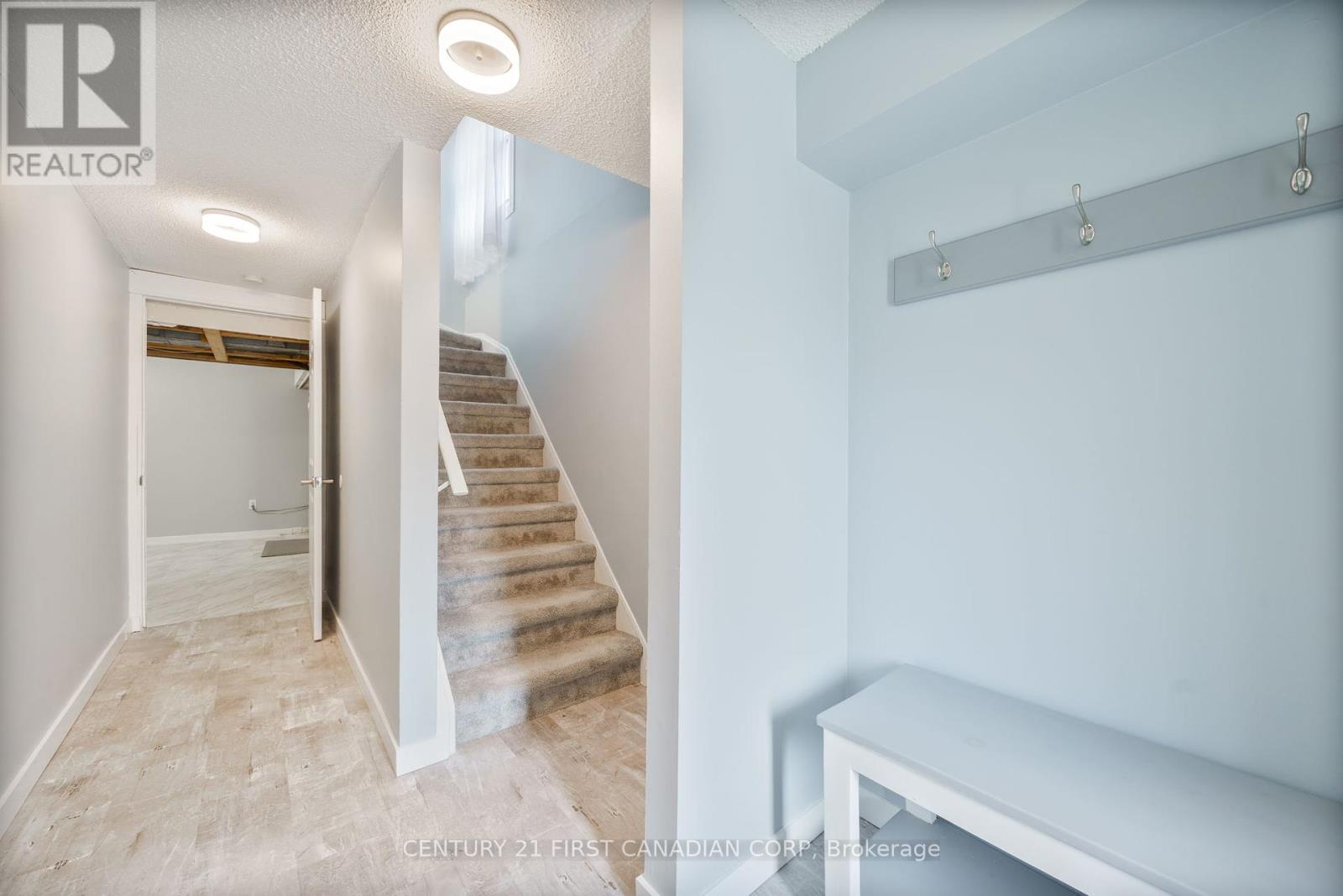154 - 700 Osgoode Drive, London South, Ontario  N6E 2H1 - Photo 5 - X12131324