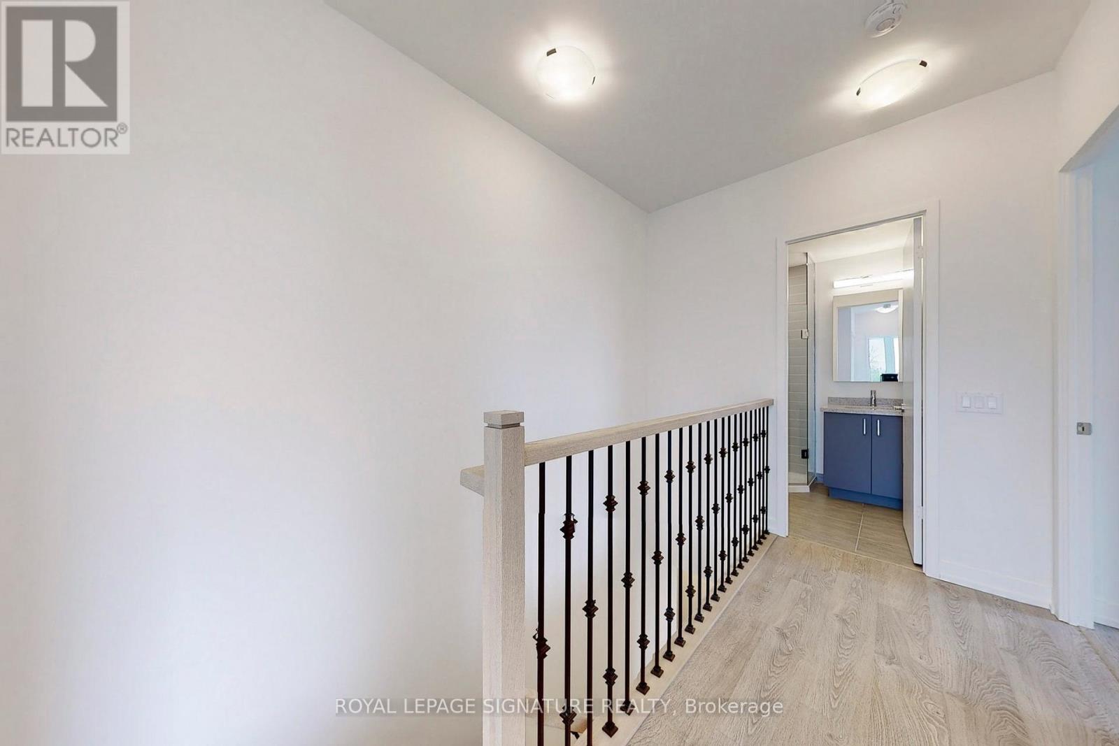 Th111 - 3 Rosewater Street, Richmond Hill (South Richvale), Ontario  L4C 5T6 - Photo 12 - N12133272