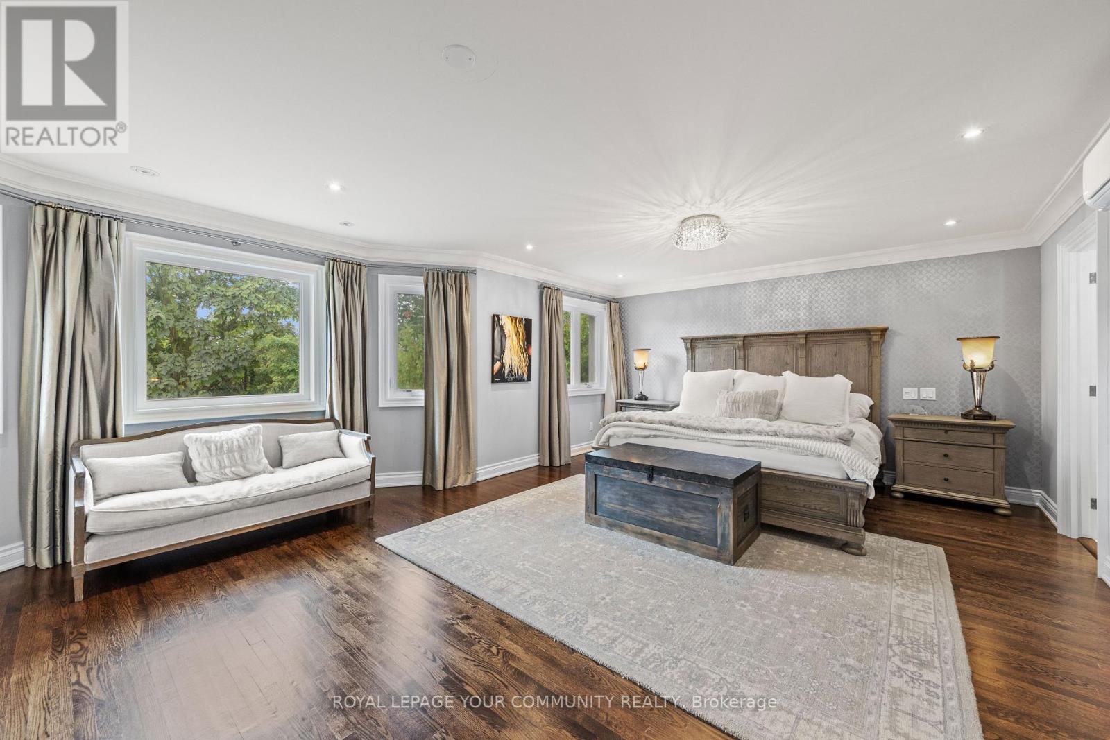 6 Magistrale Court, Richmond Hill (North Richvale), Ontario  L4C 0H3 - Photo 21 - N12133279