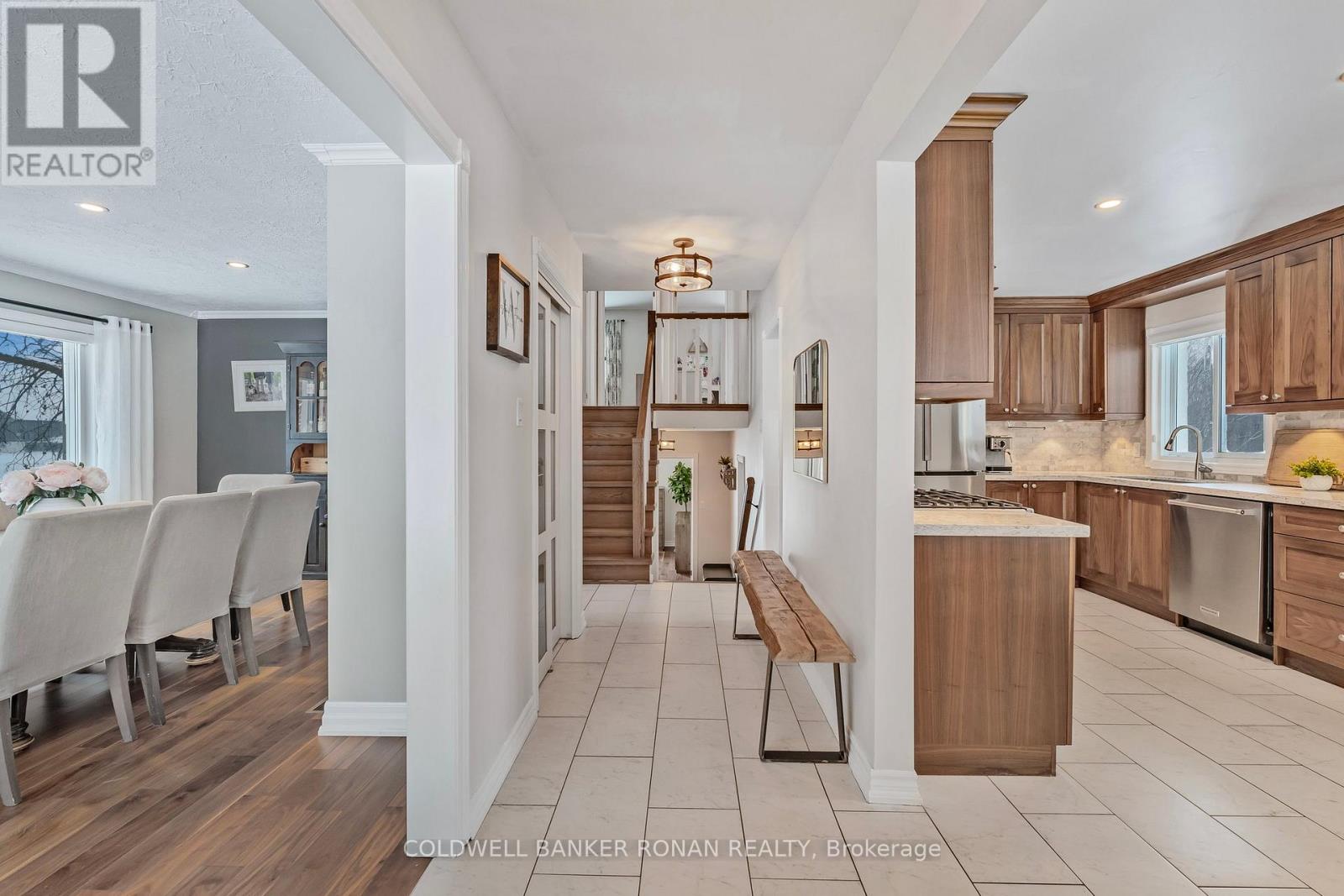 1382 10th Line, Innisfil, Ontario  L9S 3P2 - Photo 5 - N12133282