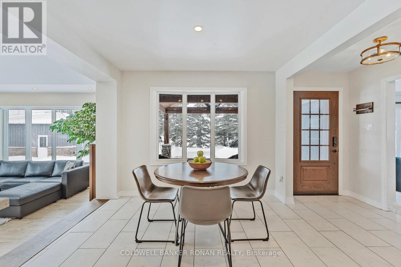 1382 10th Line, Innisfil, Ontario  L9S 3P2 - Photo 7 - N12133282