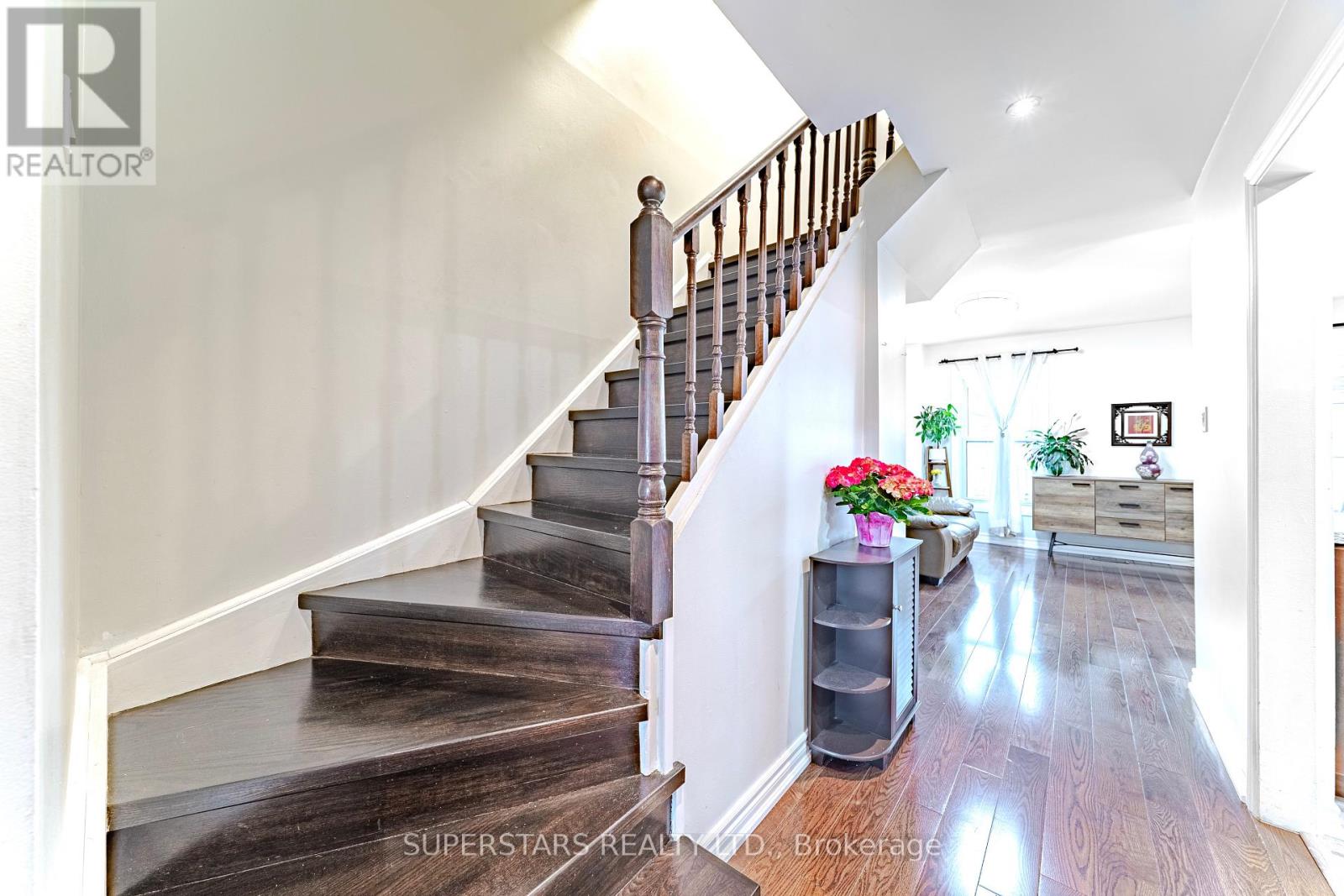 15 Harness Circle, Markham, Ontario  L3S 1X8 - Photo 10 - N12133292