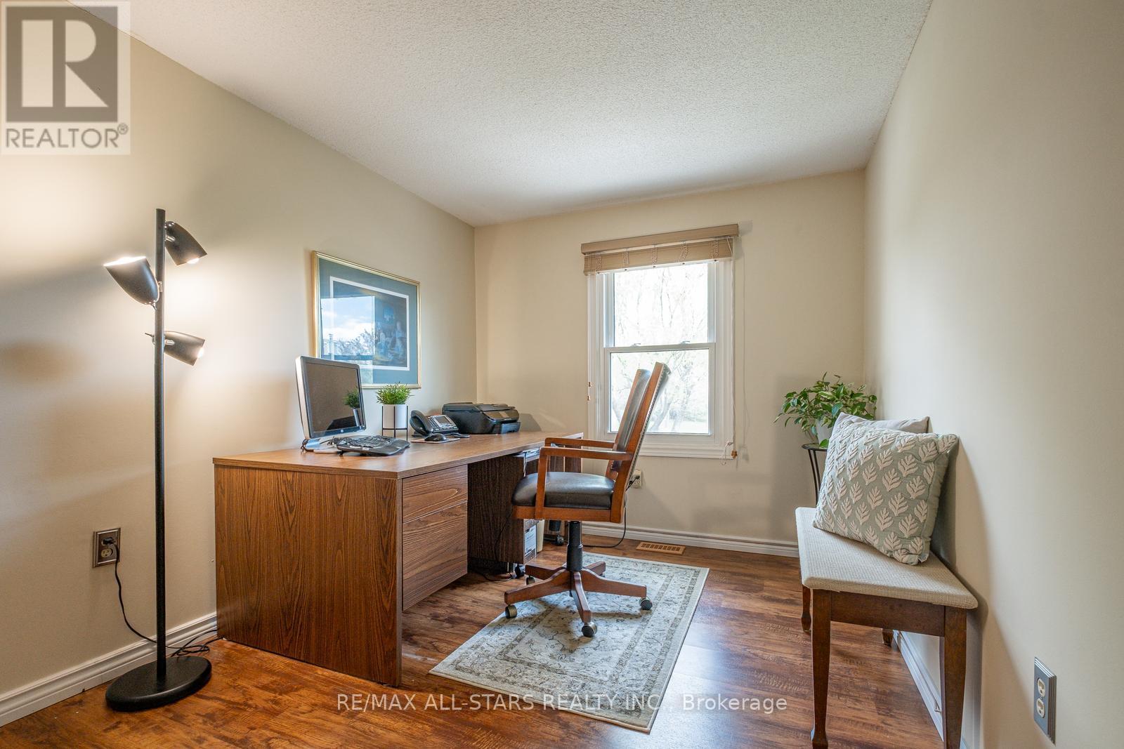 9 Steepleview Crescent, Richmond Hill, Ontario  L4C 9R1 - Photo 30 - N12133313