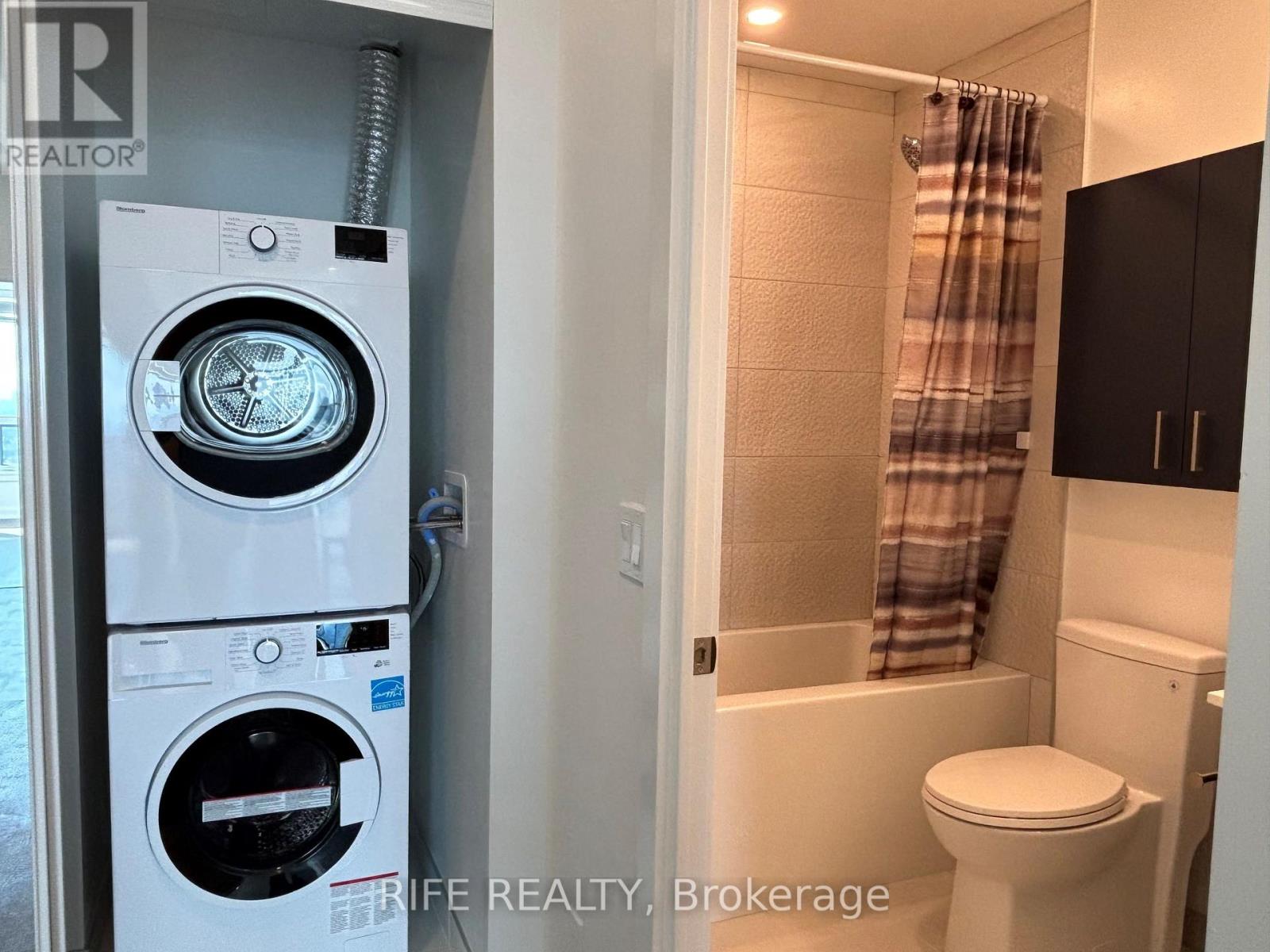 B2301 - 50 Upper Mall Way, Vaughan (Brownridge), Ontario  L4J 0L8 - Photo 16 - N12133401