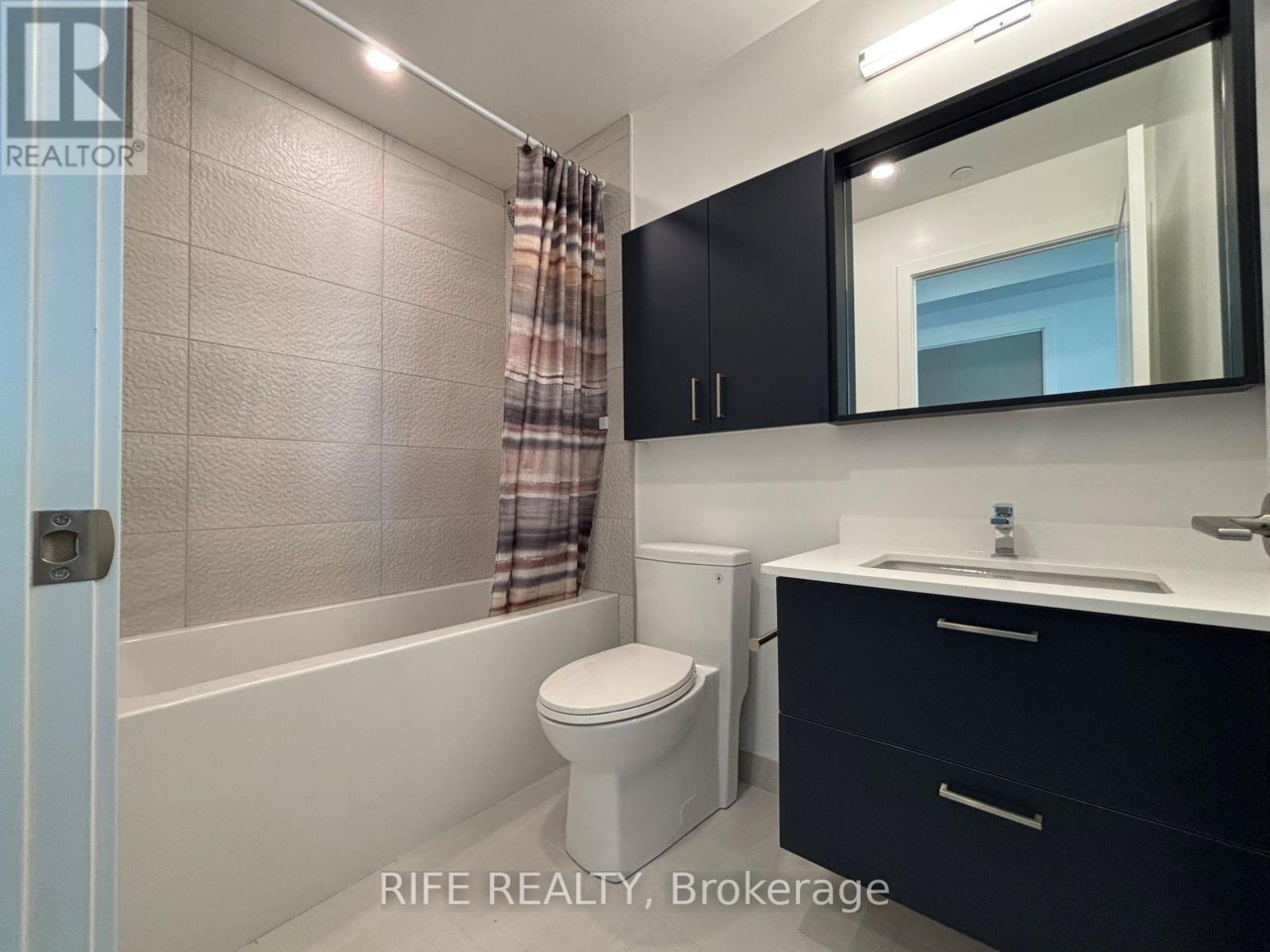 B2301 - 50 Upper Mall Way, Vaughan (Brownridge), Ontario  L4J 0L8 - Photo 8 - N12133401