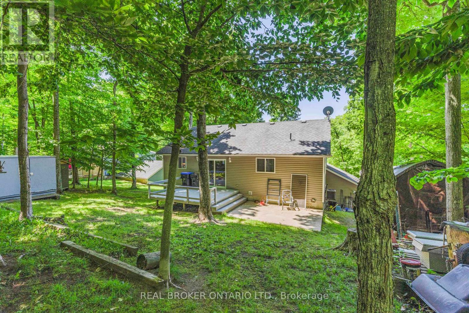 87 Farlain Lake Road E, Tiny, Ontario  L9M 0B5 - Photo 24 - S12133492