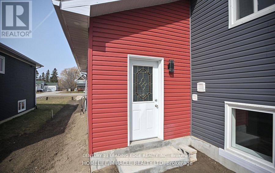 7497 County Rd. 91 Road, Clearview, Ontario  L0M 1S0 - Photo 29 - S12133630