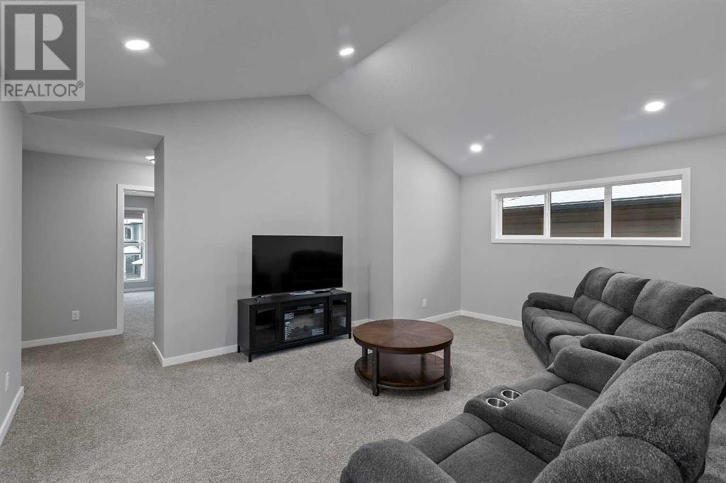 233 Clydesdale Way, Cochrane, Alberta  T4C 2V6 - Photo 25 - A2204115