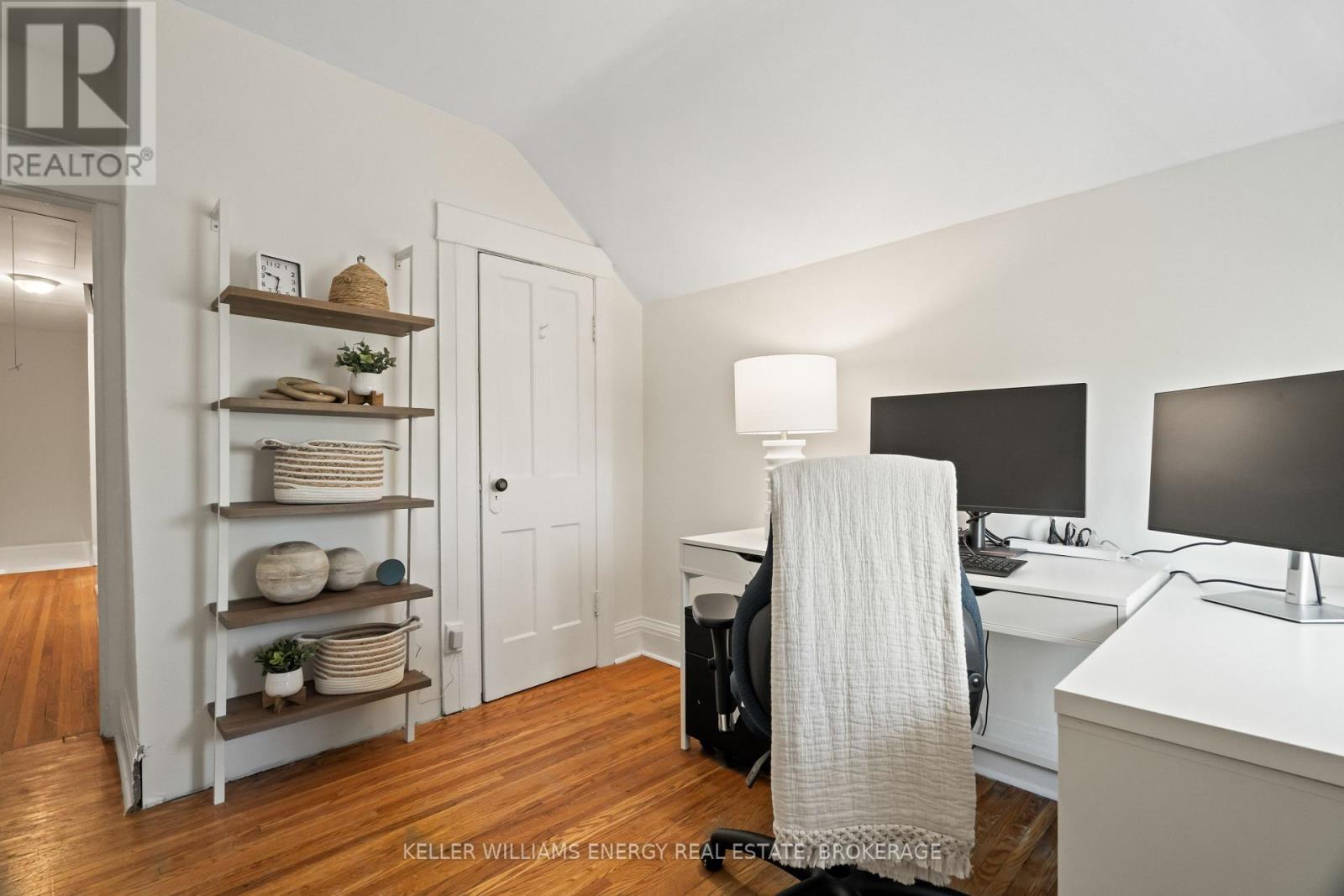 205 Balsam Avenue, Toronto, Ontario  M4E 3C4 - Photo 19 - E12133760
