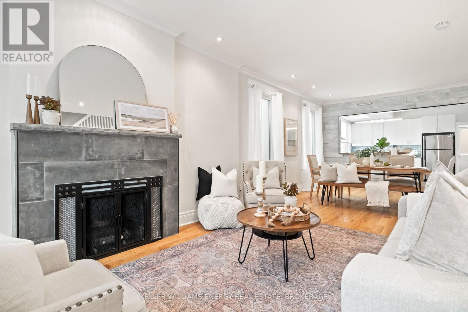 Property at 205 BALSAM AVENUE image 4