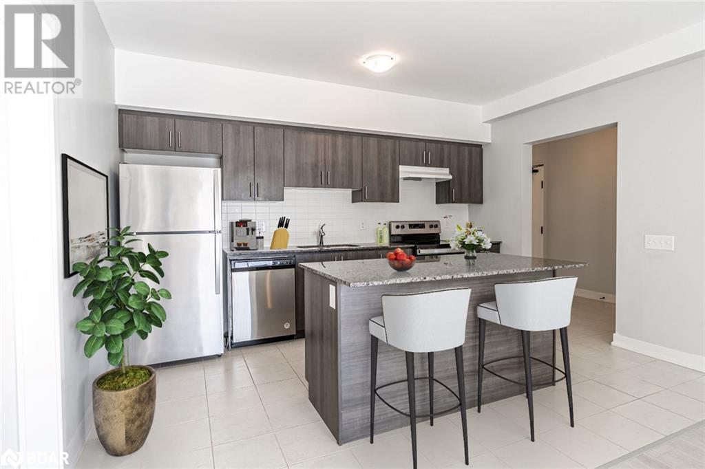 4 Spice Way Unit# 215, Barrie, Ontario  L9J 0M2 - Photo 1 - 40726400