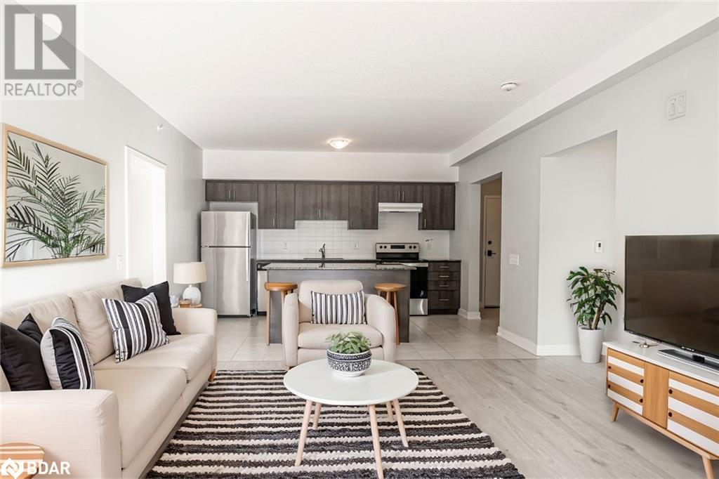 4 Spice Way Unit# 215, Barrie, Ontario  L9J 0M2 - Photo 4 - 40726400