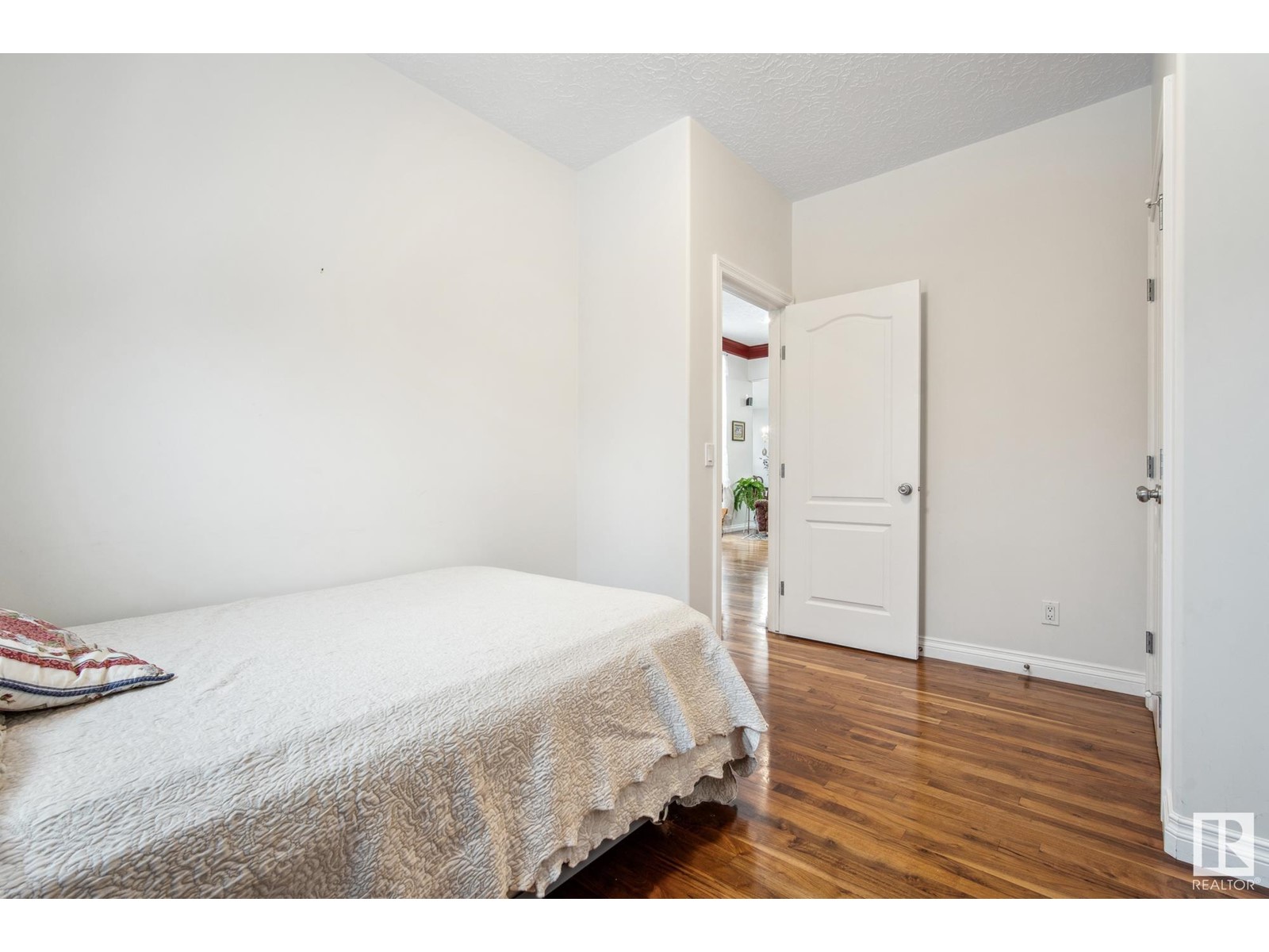Property at #30 50210 RGE ROAD 244 image 3
