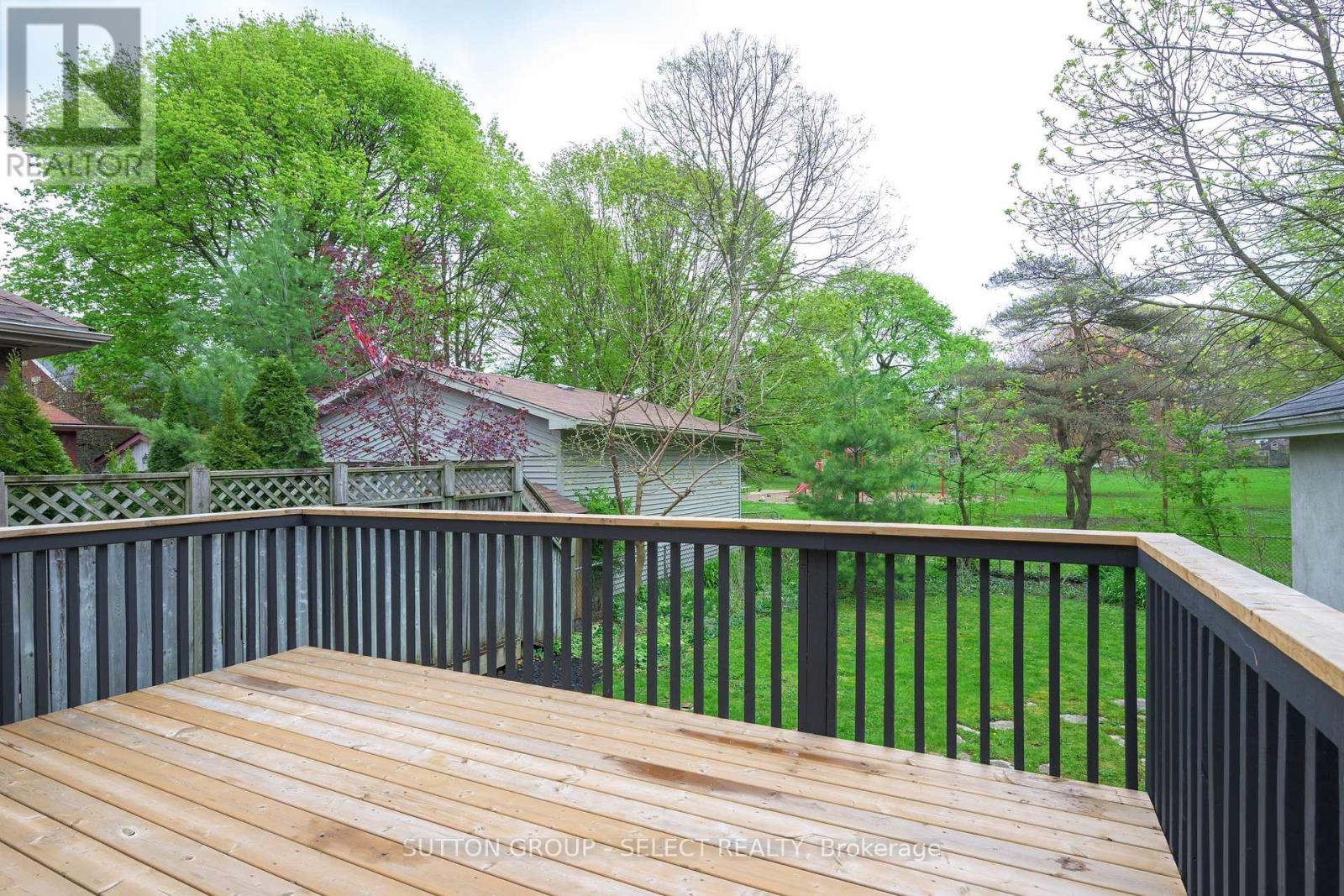 6 Westcott Street, London South, Ontario  N6C 3G7 - Photo 30 - X12133657