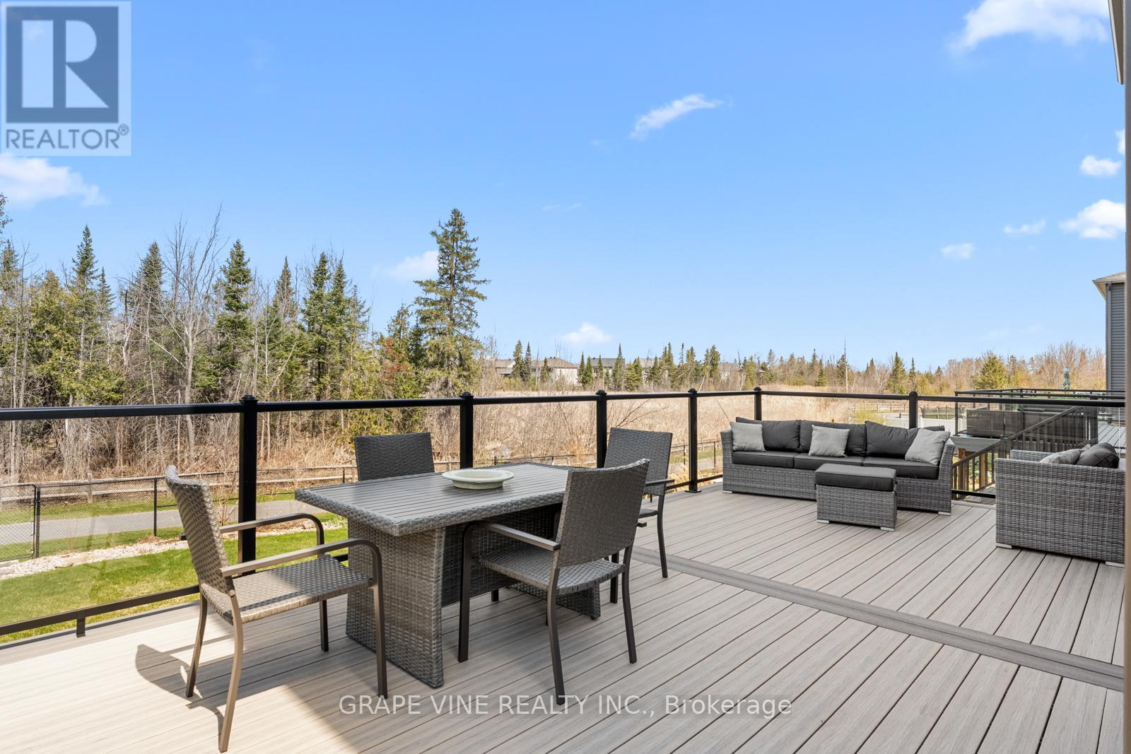 316 Eaglehead Crescent, Ottawa, Ontario  K2S 2J1 - Photo 11 - X12133659