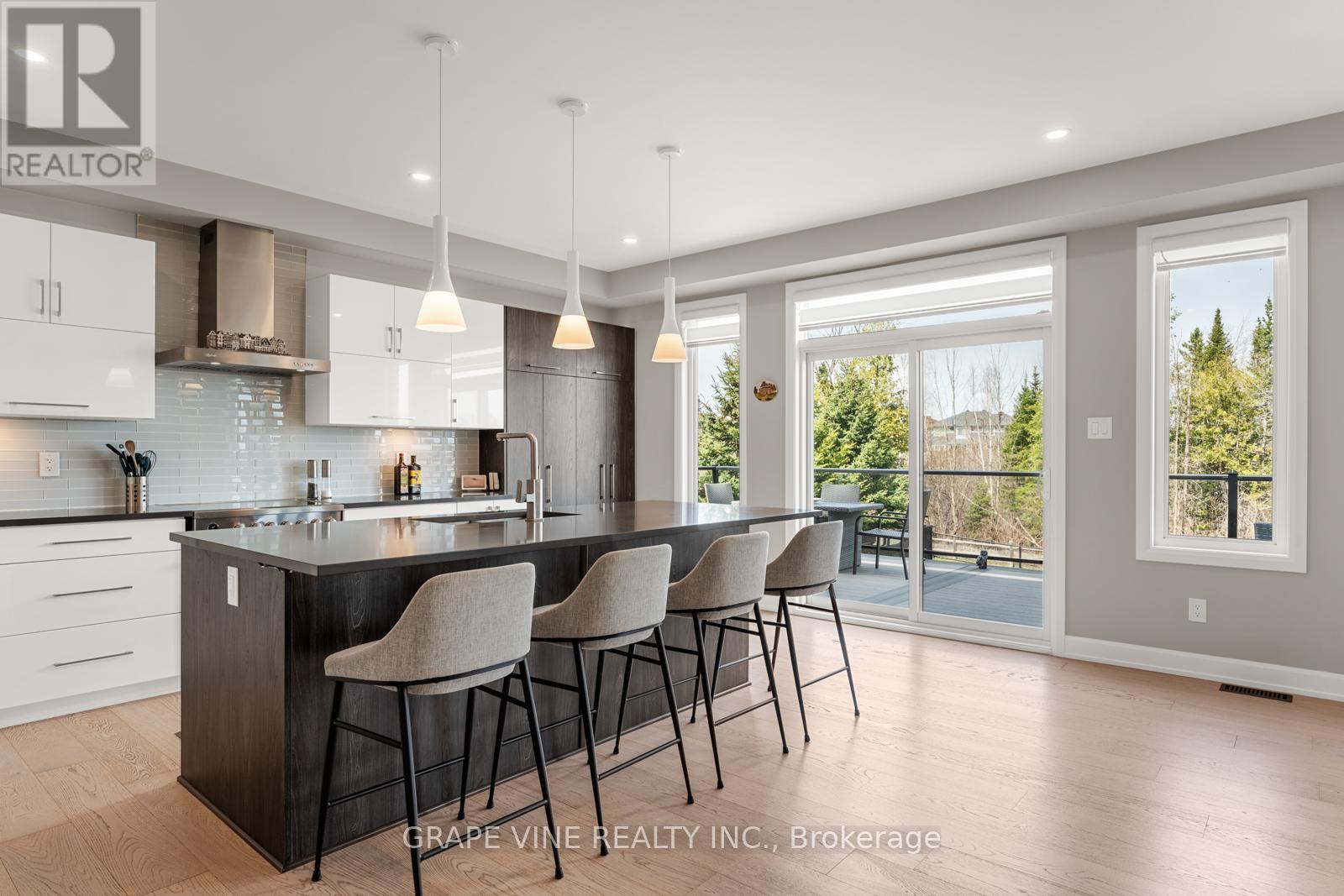 316 Eaglehead Crescent, Ottawa, Ontario  K2S 2J1 - Photo 24 - X12133659
