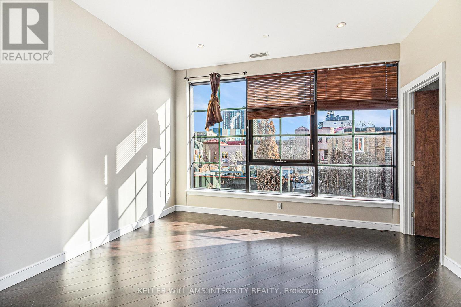 201 - 316 Rideau Street, Ottawa, Ontario  K1N 5Y5 - Photo 11 - X12133674