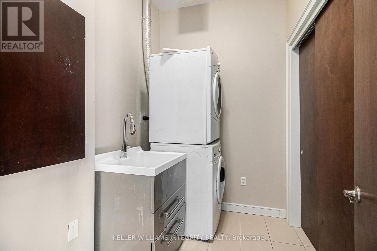 201 - 316 Rideau Street, Ottawa, Ontario  K1N 5Y5 - Photo 13 - X12133674